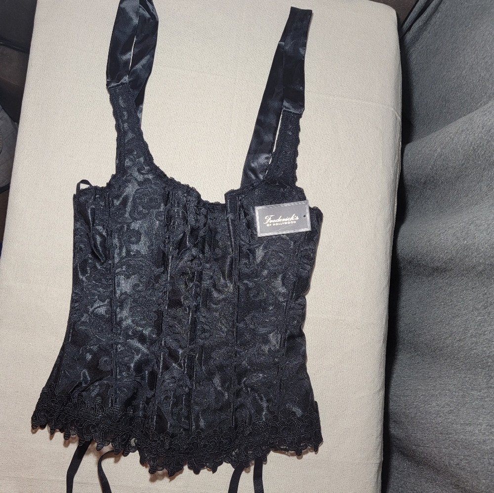 💋 Fredrick's of Hollywood Dream Size 34